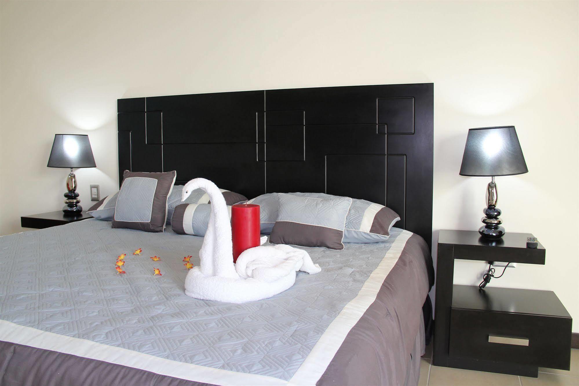 Condoplaza San Pedro Playa del Carmen Zewnętrze zdjęcie