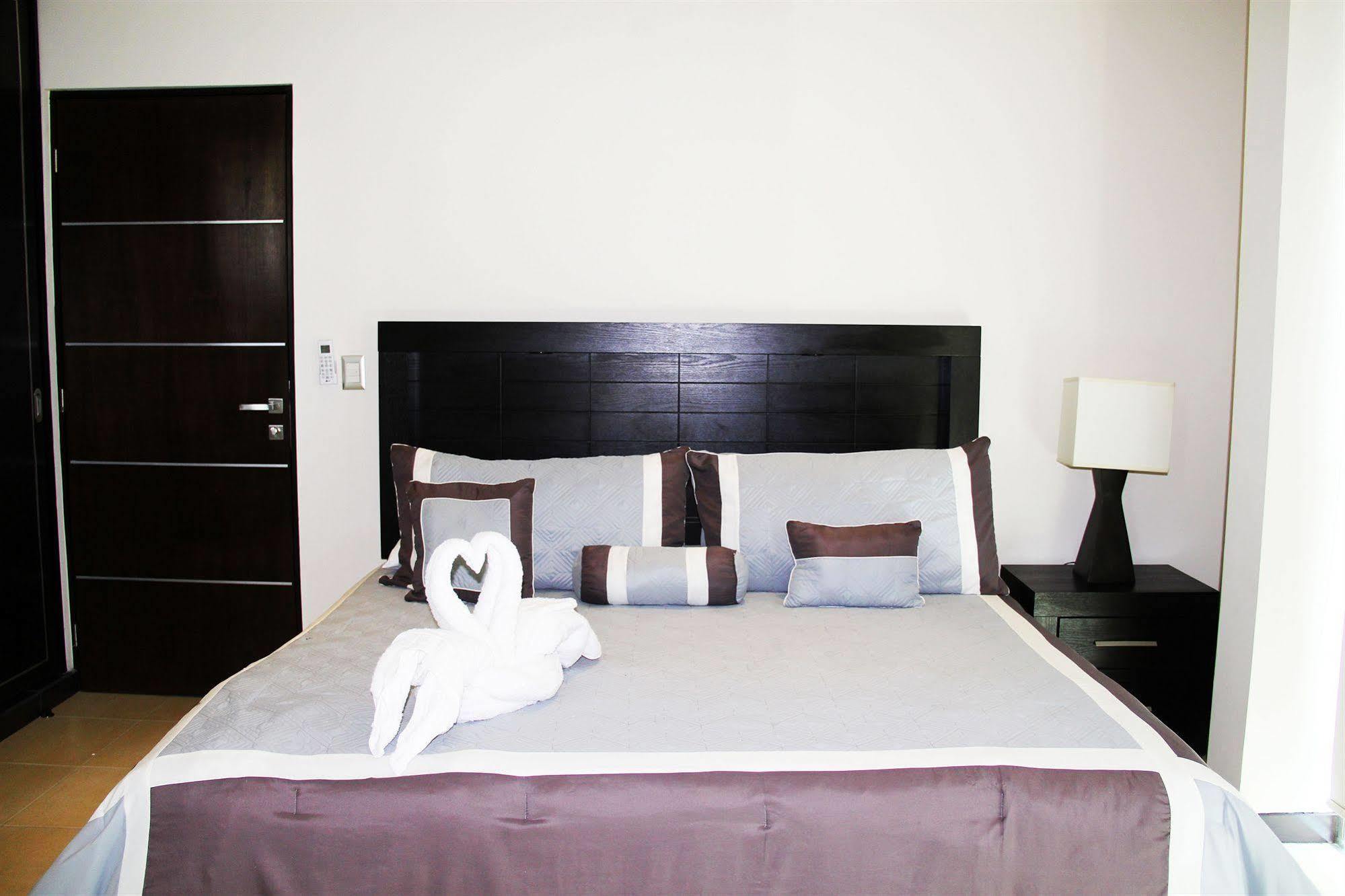 Condoplaza San Pedro Playa del Carmen Zewnętrze zdjęcie